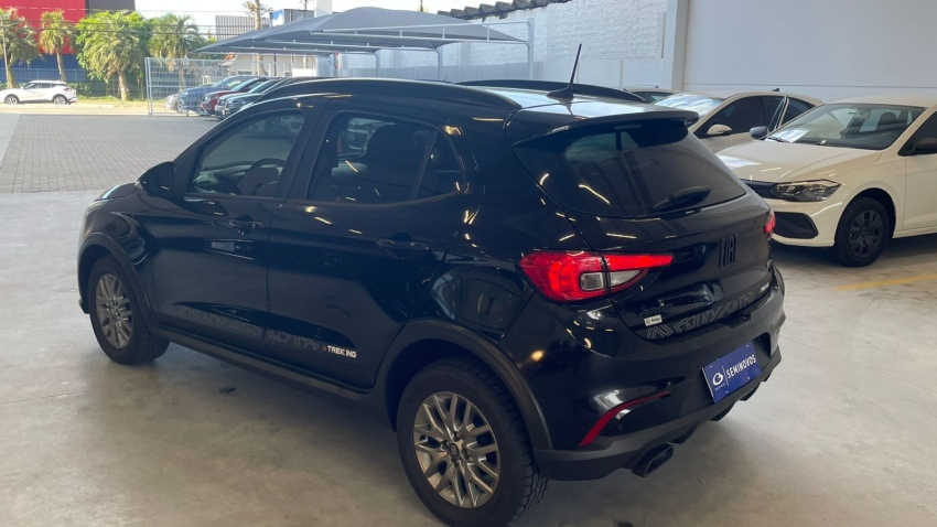 fiat argo 1.8 e.torq flex trekking at6 4p automatico 20213
