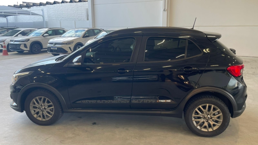 fiat argo 1.8 e.torq flex trekking at6 4p automatico 20212