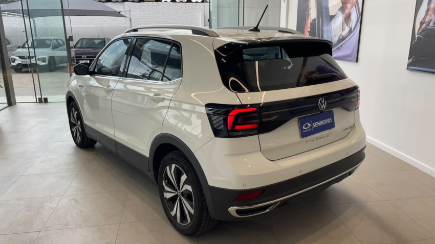Volkswagen T-Cross 1.4 250 Tsi Total Flex Highline Automatico 4P 2024 4