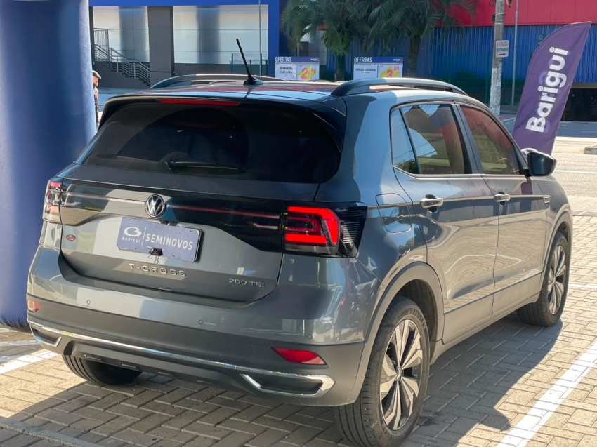 volkswagen t-cross 1.0 200 tsi total flex comfortline automatico 4p 20244