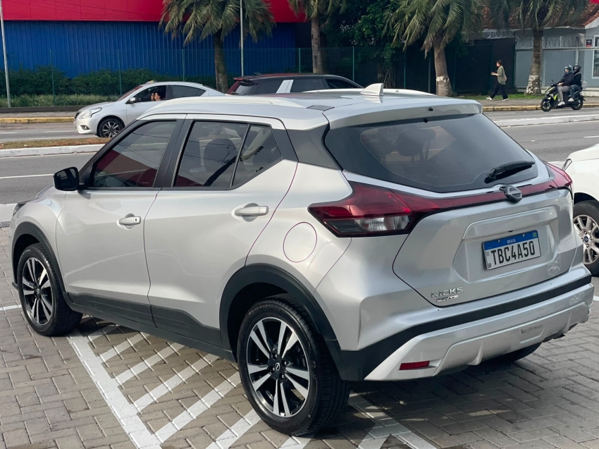 nissan kicks play 1.6 16v flexstart sense xtronic flex 4p automatico 20253