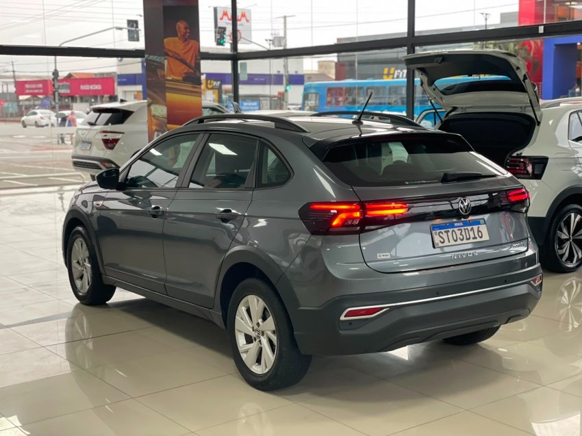 volkswagen nivus 1.0 200 tsi total flex comfortline automatico 4p 20243