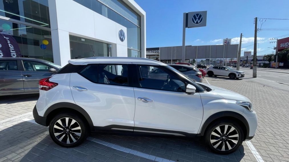 nissan kicks 1.6 16v flexstart sl 4p xtronic flex automatico 20206