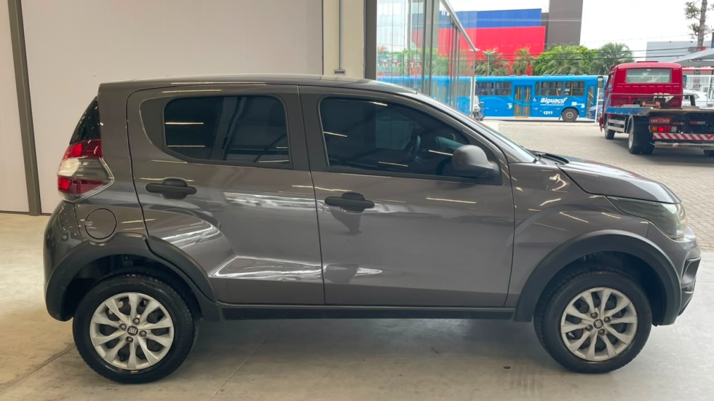 fiat mobi 1.0 evo flex like. manual 4p 20235