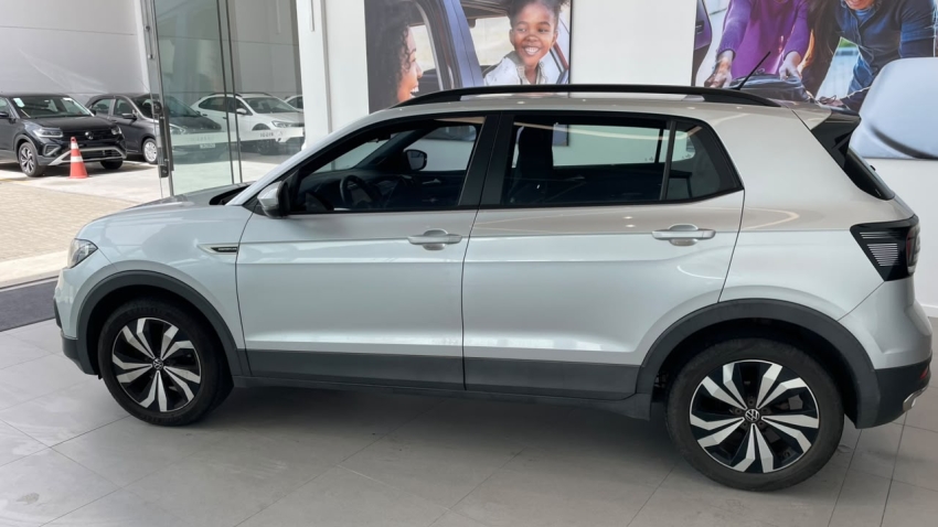 volkswagen t-cross 1.0 200 tsi total flex comfortline automatico 4p 20222