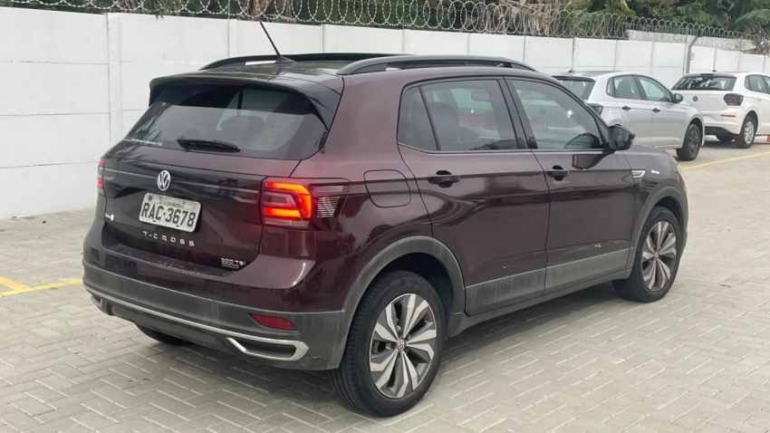 volkswagen t-cross 1.0 200 tsi total flex comfortline automatico 4p 20204