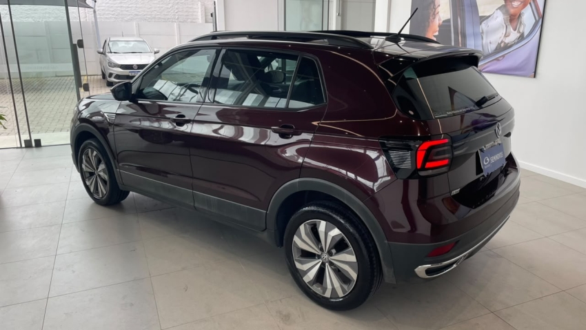 volkswagen t-cross 1.0 200 tsi total flex comfortline automatico 4p 20203