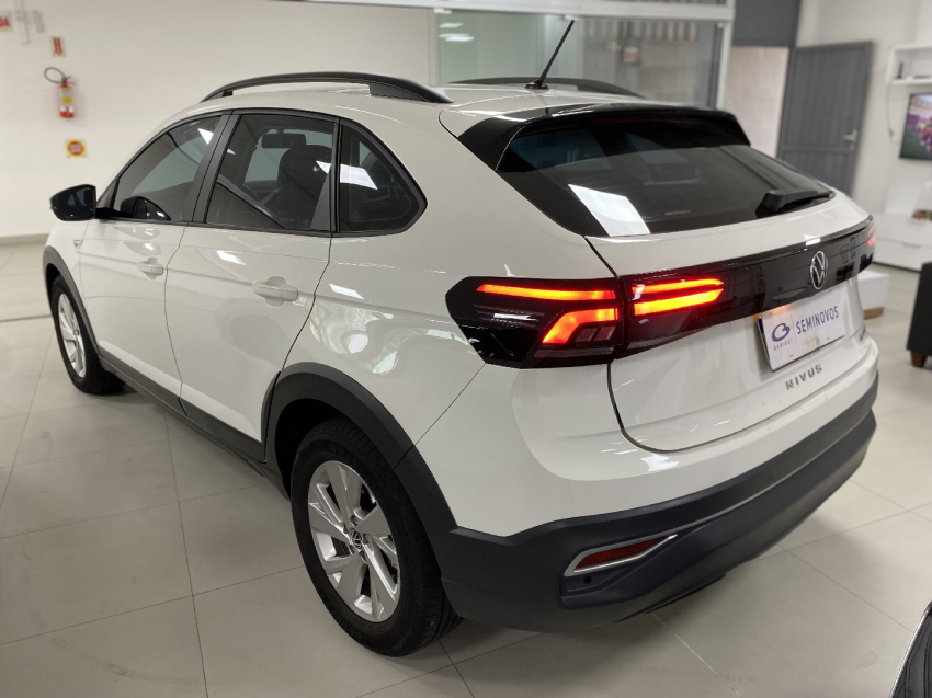 volkswagen nivus 1.0 200 tsi total flex comfortline automatico 2023