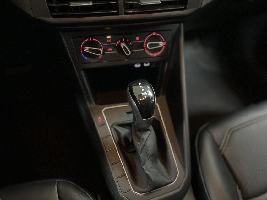 volkswagen nivus 1.0 200 tsi total flex comfortline automatico 2023