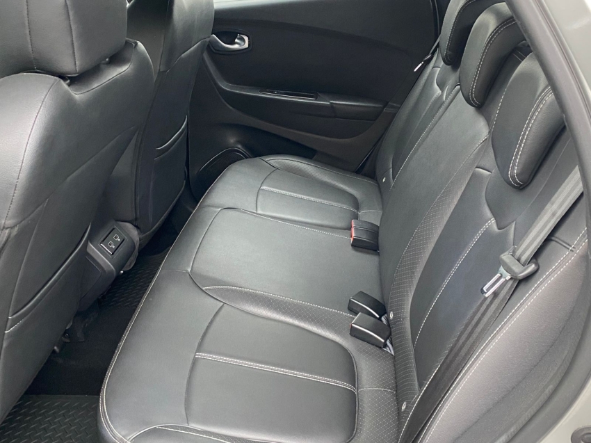 renault captur 1.3 tce flex intense x-tronic 5p automatico 2023