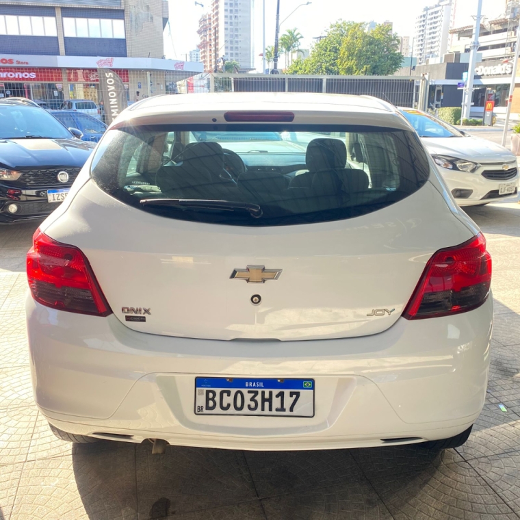 chevrolet onix 1.0 mpfi joy 8v flex 4p manual 5p 2019