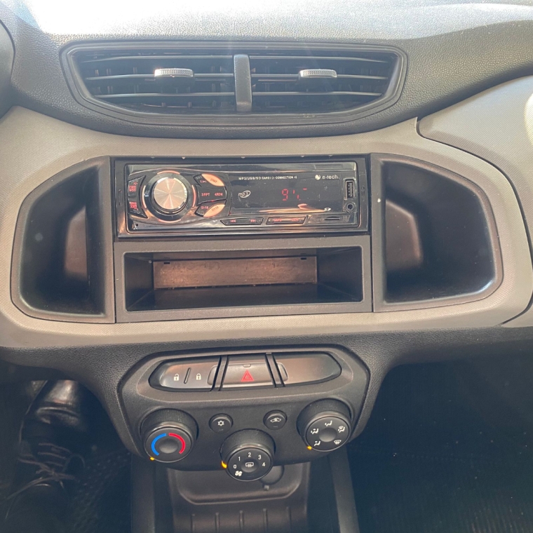 chevrolet onix 1.0 mpfi joy 8v flex 4p manual 5p 2019