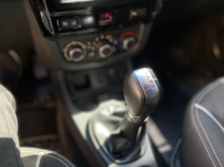 renault duster 2.0 16v hi-flex dynamique automatico flex 5p 2018