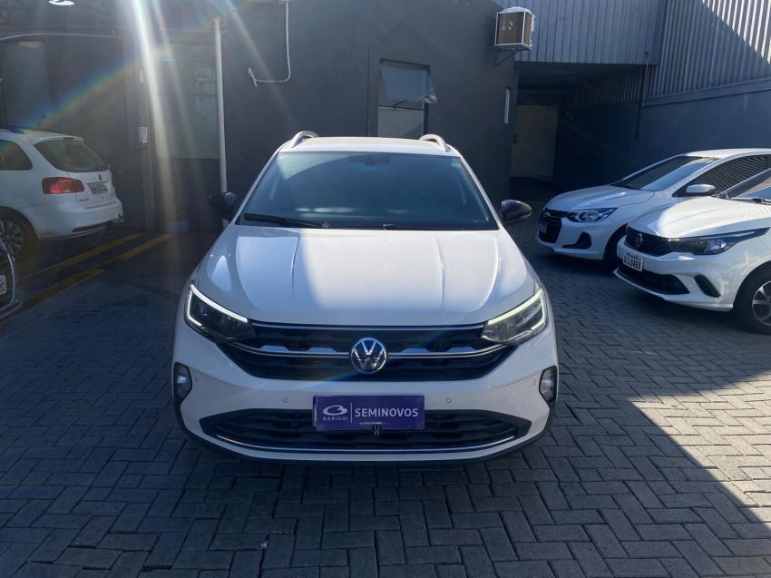 VOLKSWAGEN NIVUS 1.0 200 TSI TOTAL FLEX HIGHLINE AUTOMATICO 5P 2021