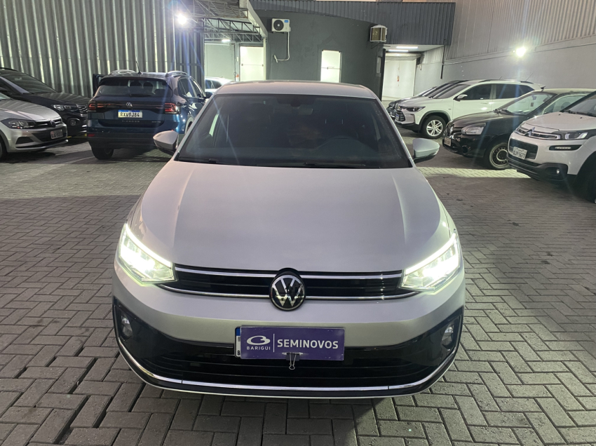 volkswagen virtus 1.0 200 tsi highline automatico flex 5p 2025