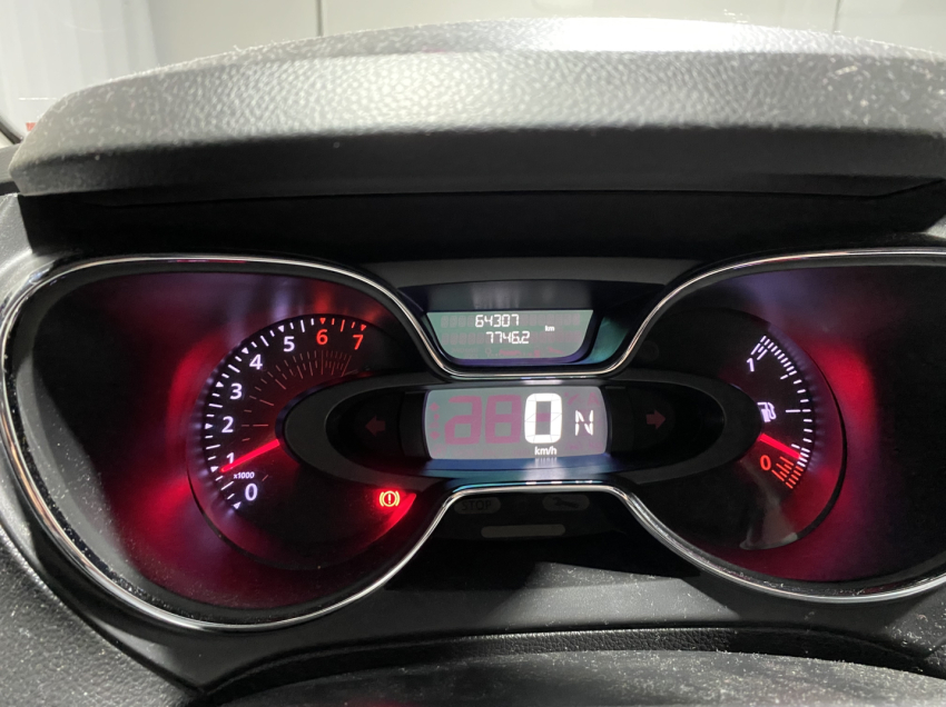 renault captur 1.6 16v sce flex intense x-tronic 5p automatico 2019
