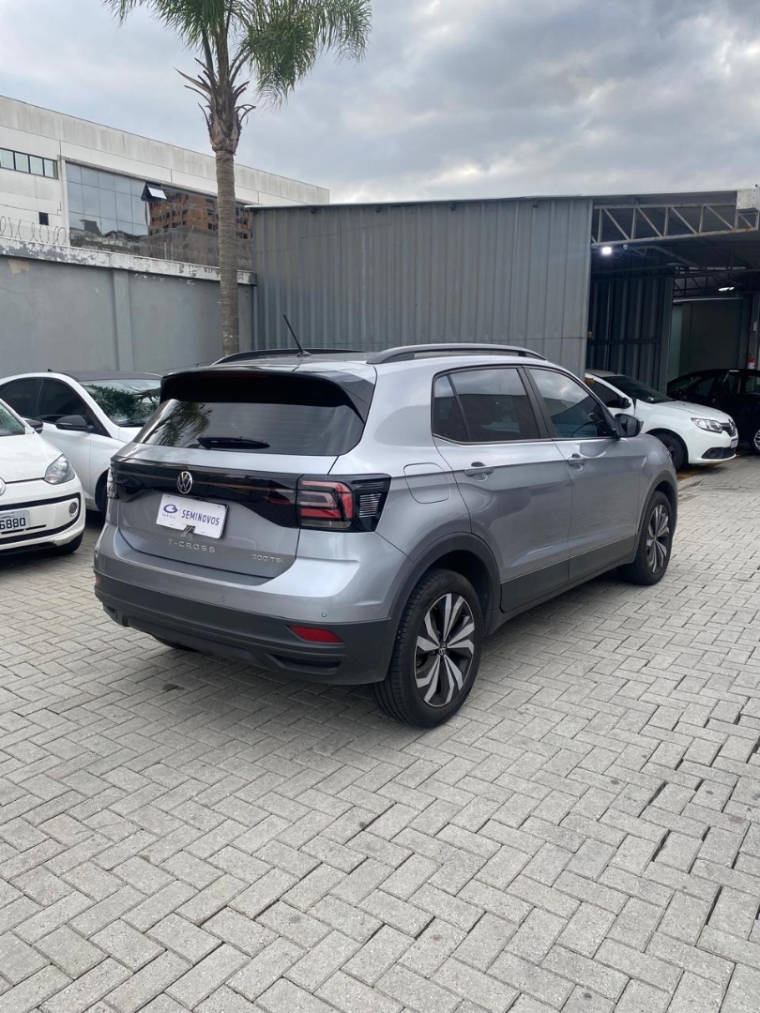 volkswagen t-cross 1.0 200 tsi total flex automatico 5p 2024
