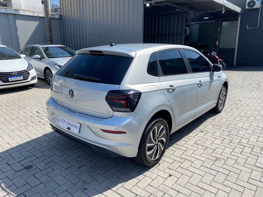 volkswagen polo 1.0 170 tsi highline automatico flex 5p 2025