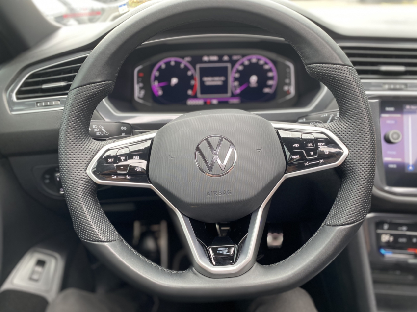 volkswagen tiguan 2.0 300 tsi gasolina allspace r-line automatico flex 5p 2024