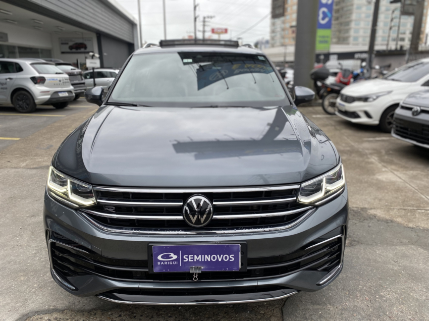 volkswagen tiguan 2.0 300 tsi gasolina allspace r-line automatico flex 5p 2024