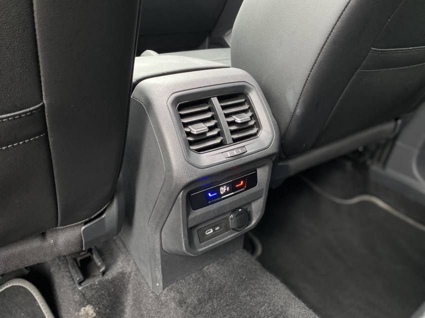 volkswagen tiguan 2.0 300 tsi gasolina allspace r-line automatico flex 5p 2024