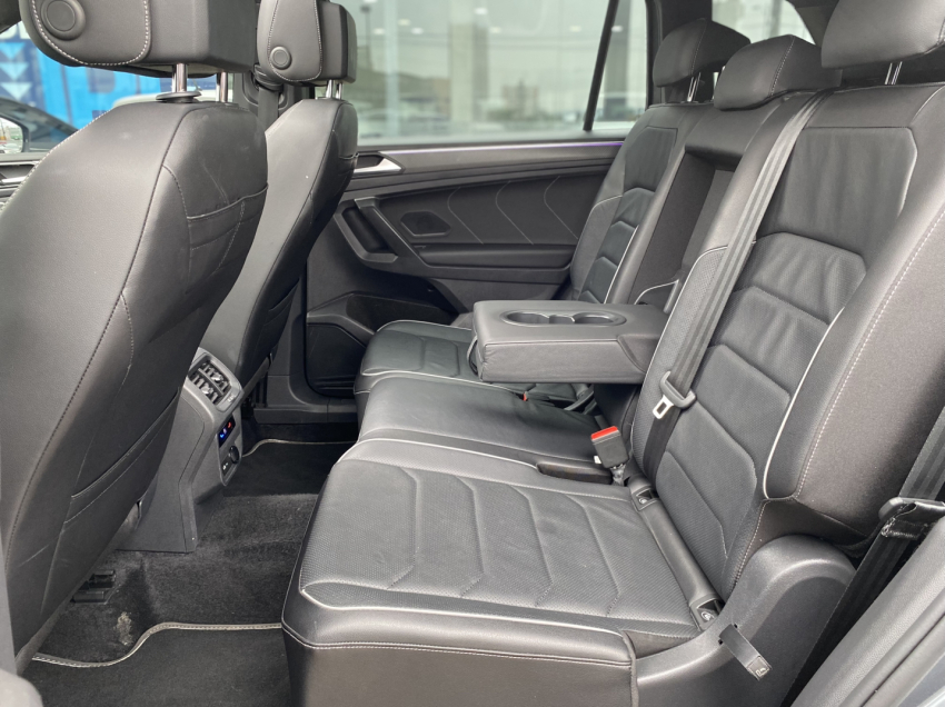 volkswagen tiguan 2.0 300 tsi gasolina allspace r-line automatico flex 5p 2024