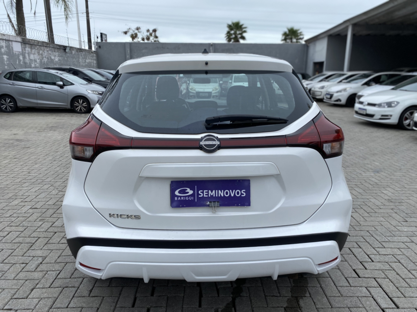 nissan kicks 1.6 16v flexstart active xtronic flex 5p automatico 2024