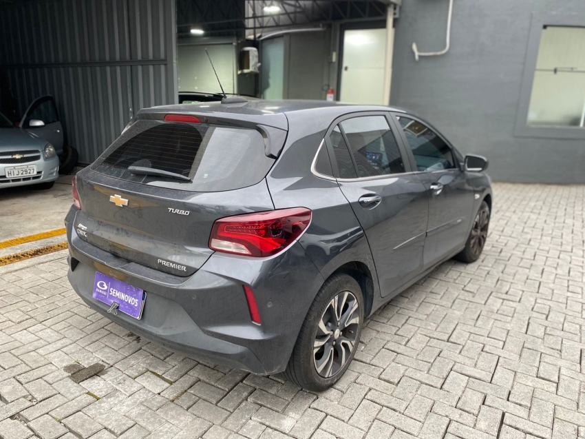 chevrolet onix 1.0 turbo flex premier automatico 5p 2024