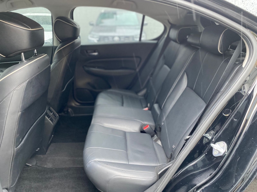honda city 1.5 i-vtec flex hatch touring cvt 5p automatico 2024