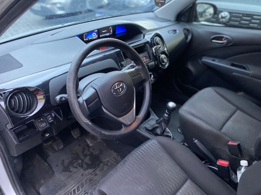 toyota etios 1.3 x 16v flex 4p manual 5p 2018