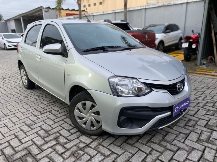 toyota etios 1.3 x 16v flex 4p manual 5p 2018