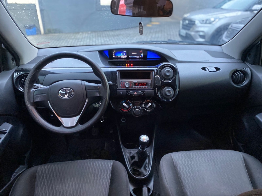 toyota etios 1.3 x 16v flex 4p manual 5p 2018