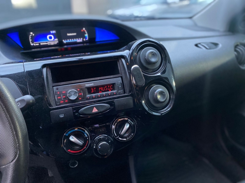 toyota etios 1.3 x 16v flex 4p manual 5p 2018