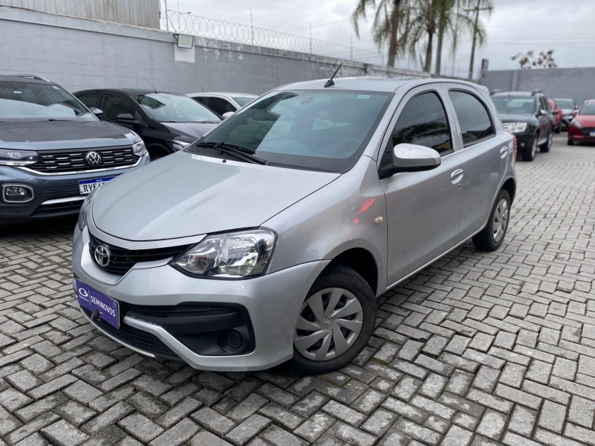 toyota etios 1.3 x 16v flex 4p manual 5p 2018