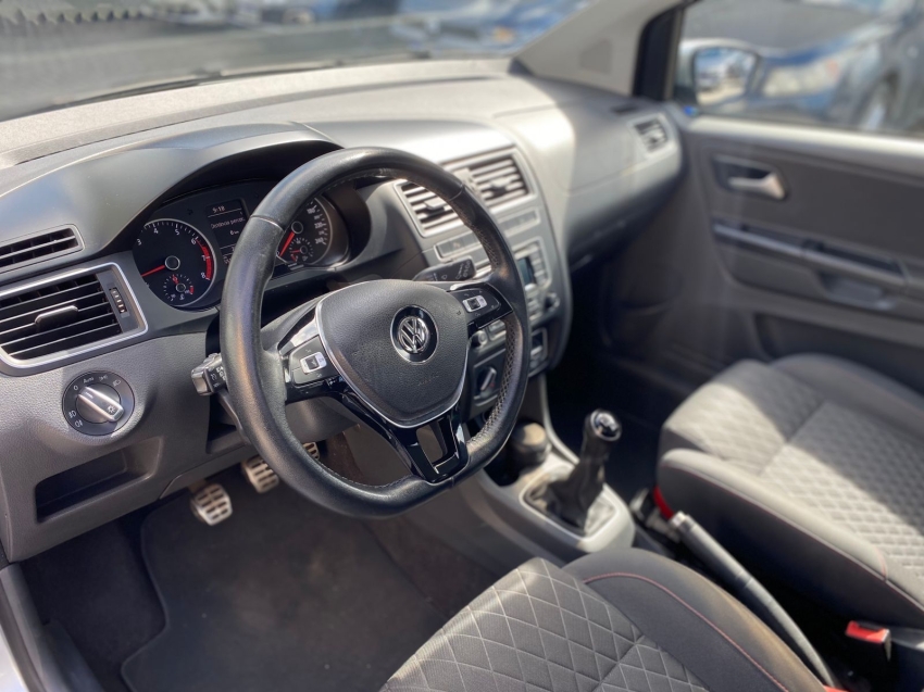 volkswagen space cross 1.6 msi 16v flex 4p manual 5p 2016