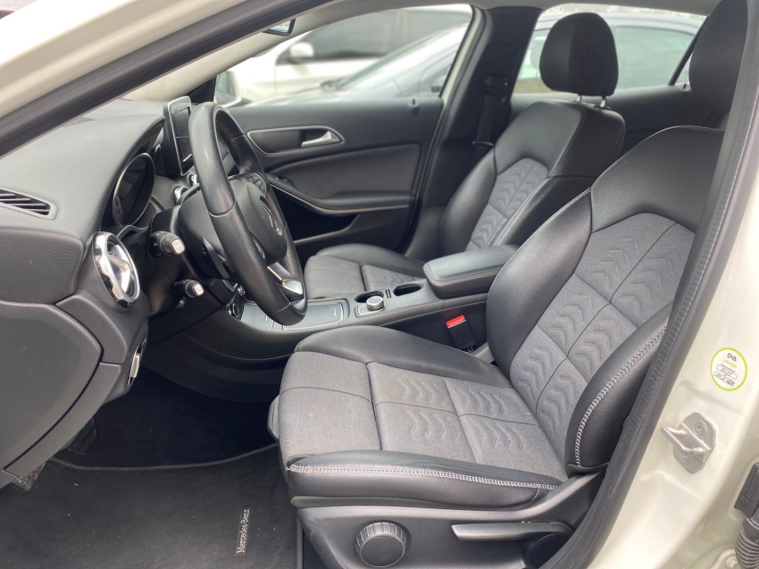 mercedes-benz gla 200 1.6 cgi flex style 7g-dct 5p automatico 2018