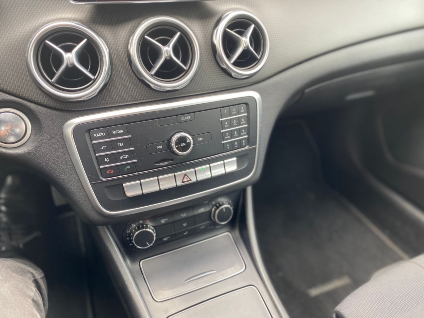 mercedes-benz gla 200 1.6 cgi flex style 7g-dct 5p automatico 2018