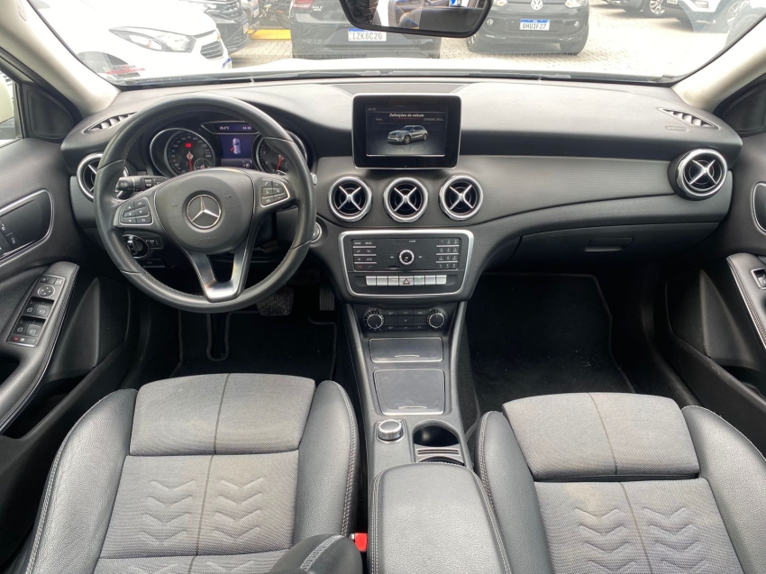 mercedes-benz gla 200 1.6 cgi flex style 7g-dct 5p automatico 2018