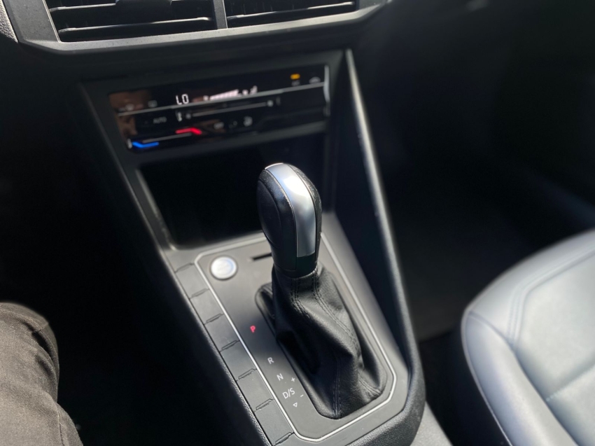 volkswagen nivus 1.0 200 tsi total flex highline automatico 5p 202211