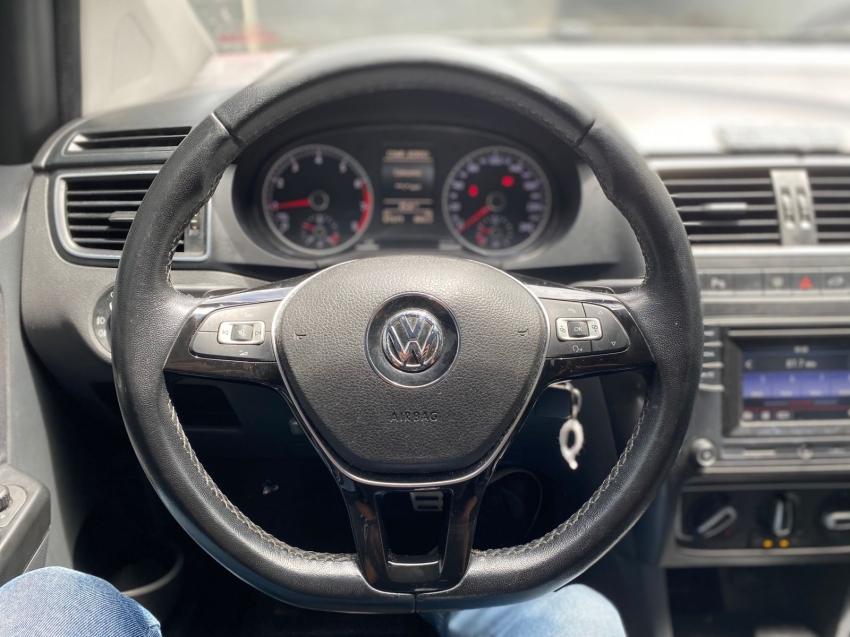 volkswagen crossfox 1.6 msi flex 16v 4p automatizado 5p automatico 201713