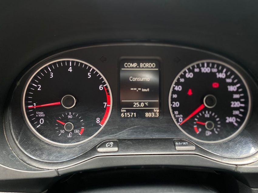 volkswagen crossfox 1.6 msi flex 16v 4p automatizado 5p automatico 201714