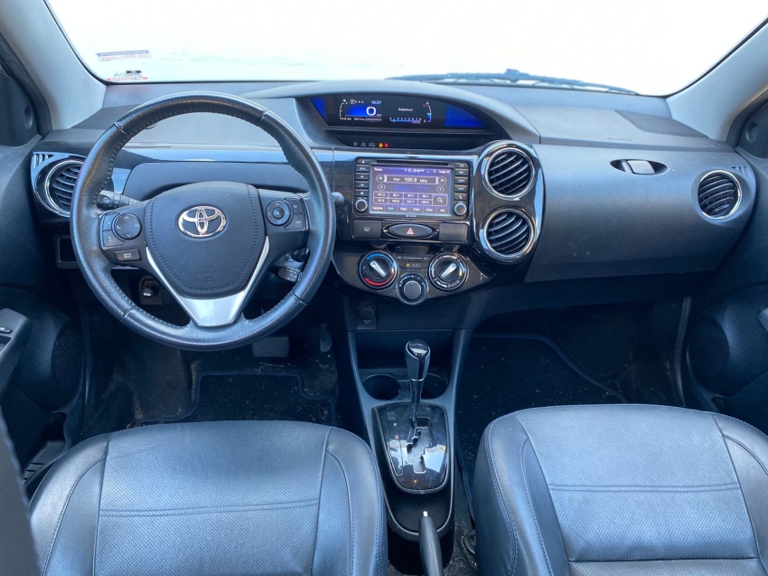 toyota etios 1.5 platinum 16v flex 4p automatico 5p 20188