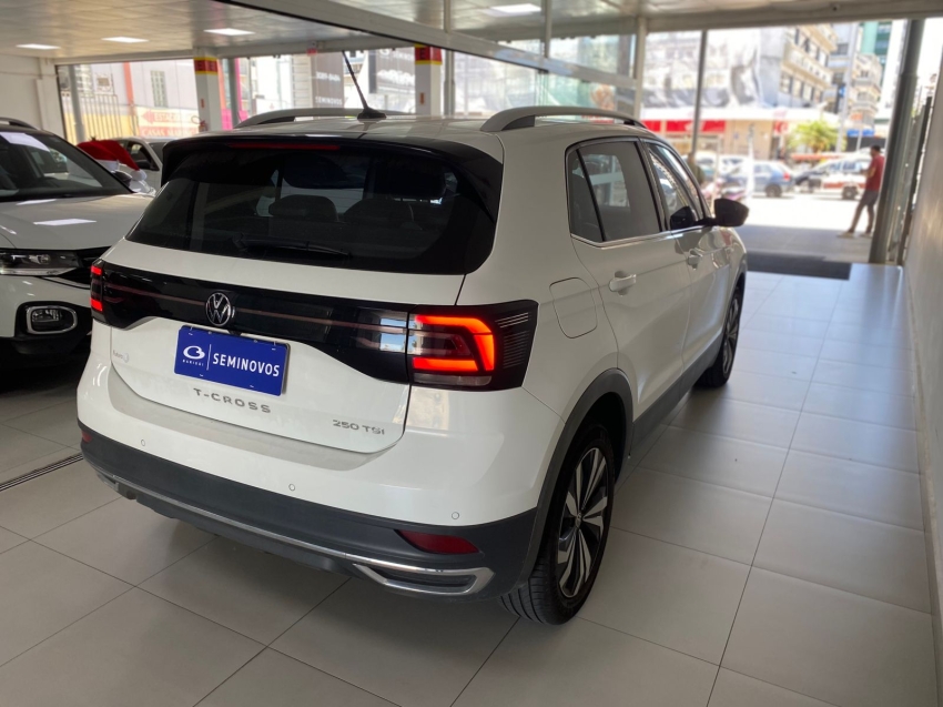 volkswagen t-cross 1.4 250 tsi total flex highline automatico 5p 20225