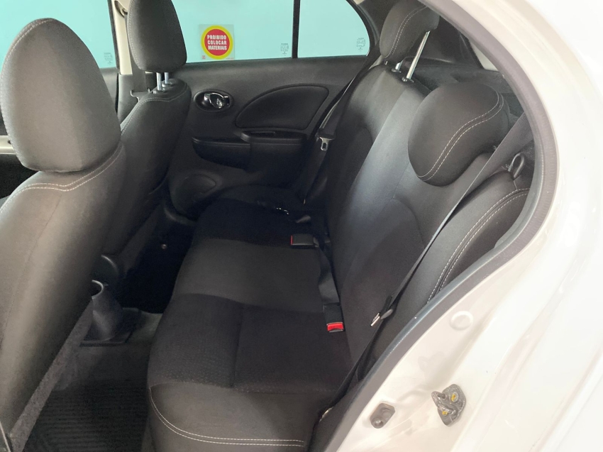 nissan march 1.6 sl 16v flex 4p xtronic 5p automatico 20176