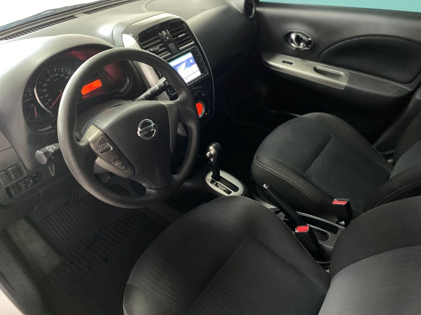 nissan march 1.6 sl 16v flex 4p xtronic 5p automatico 20178