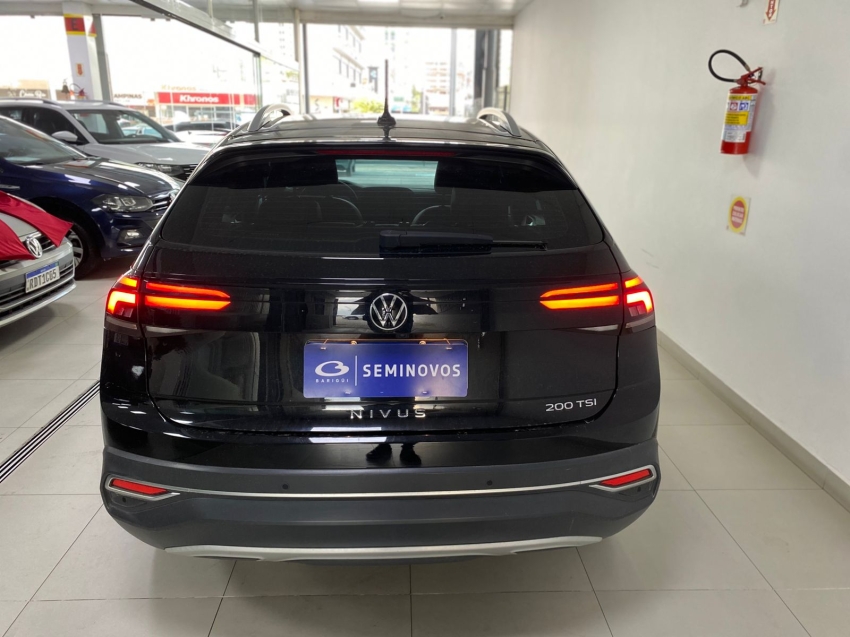 volkswagen nivus 1.0 200 tsi total flex highline automatico 5p 20234