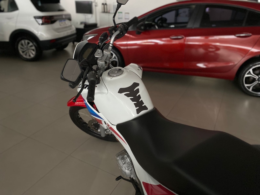 nx 400i falcon africa twin - r$23.900,004