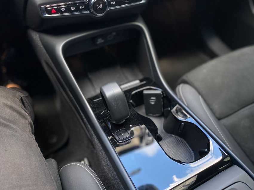 volvo c40 p8 recharge pure electric awd eletrico 5p automatico 202212