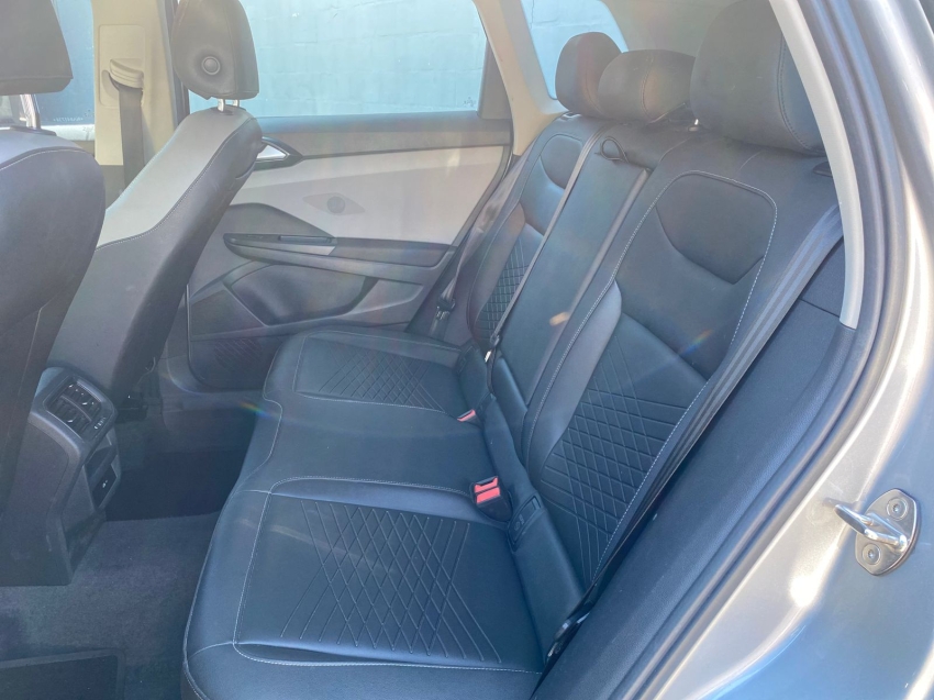 volkswagen taos 1.4 250 tsi total flex comfortline automatico 5p 20225