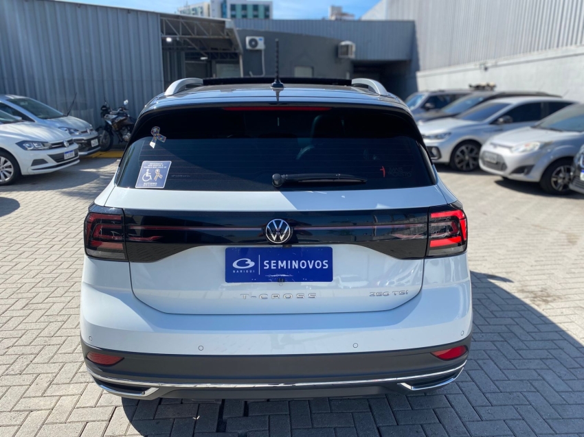 volkswagen t-cross 1.4 250 tsi total flex highline automatico 5p 20234
